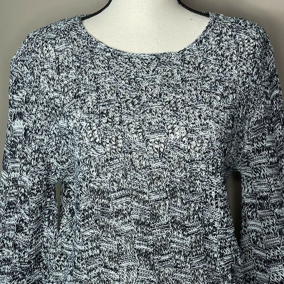 Umgee Navy White Bow Flare Sleeve Open Knit Wave Hem Sweater NWT Size S - Picture 3 of 10